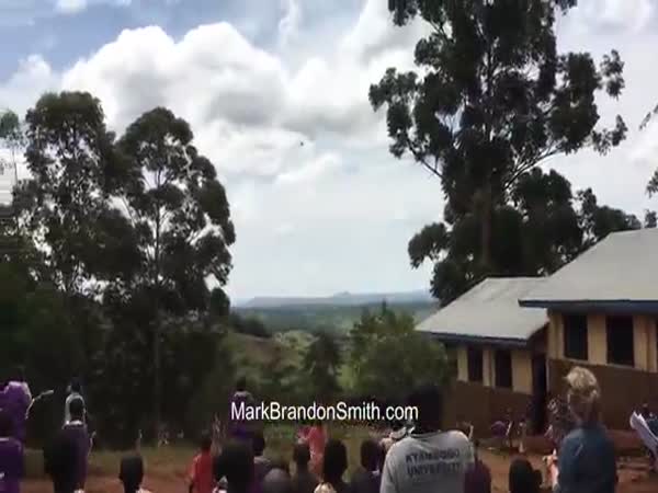 African Kids See Drone For The First Time
