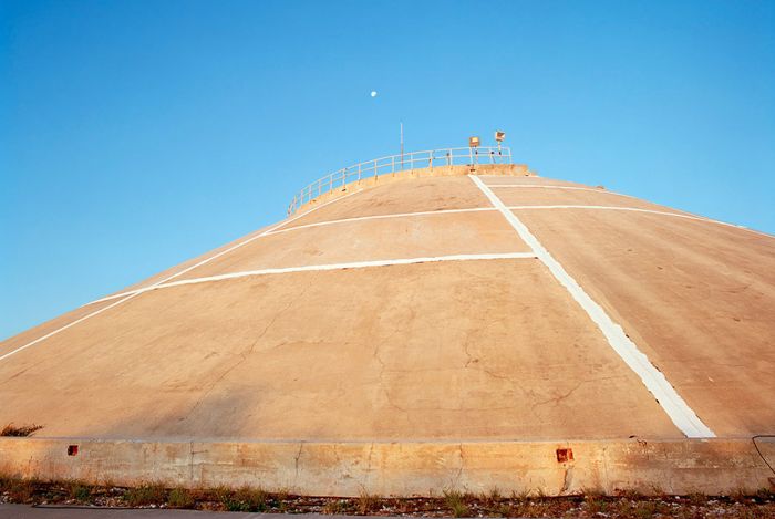 Roland Miller Is Fighting To Preserve America’s Space History (20 pics)