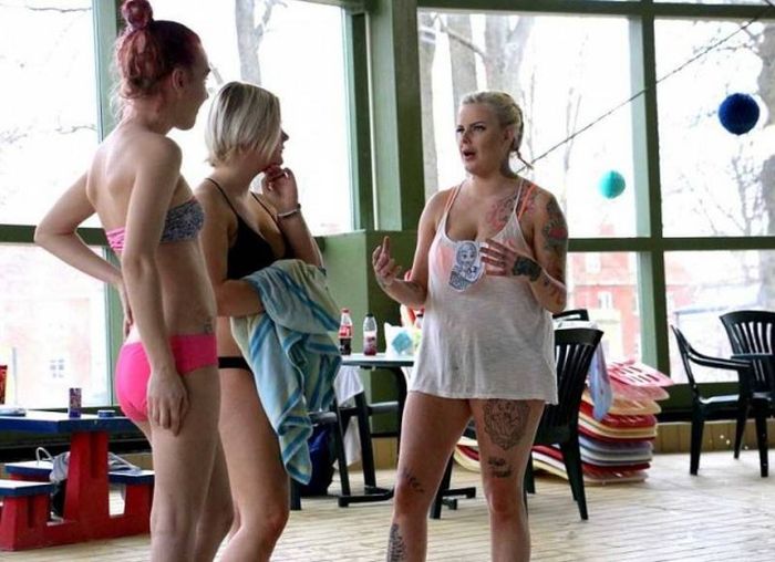 The Groping Guard Are Making It Safe For Women To Swim In Sweden (13 pics)