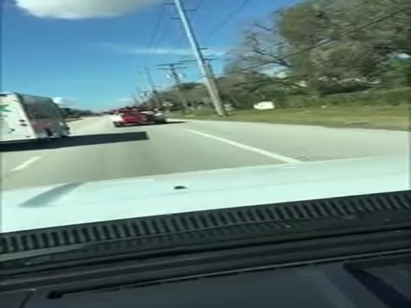 FedEx Driver Swerves Into Oncoming Traffic