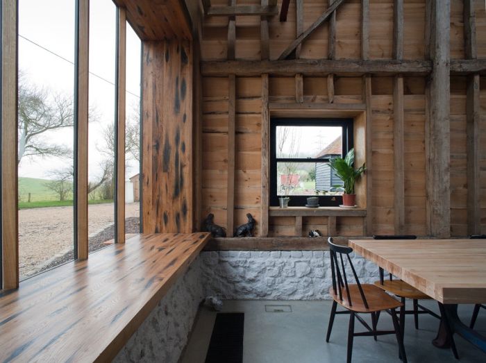 An Abandoned Barn House Was Transformed Into Something Beautiful (12 pics)