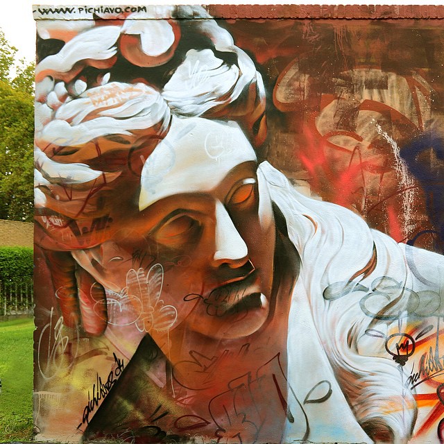PichiAvo's Street Art Is On A Whole Different Level (15 pics)