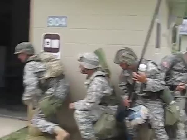 How Soldiers Do Cleaning Procedures