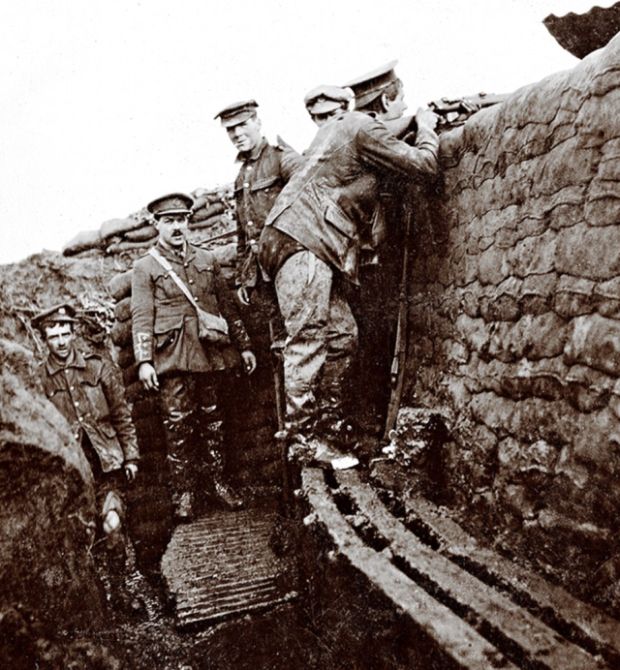 Rare Photos Show Soldiers In The Trenches During The Battle Of Somme (17 pics)