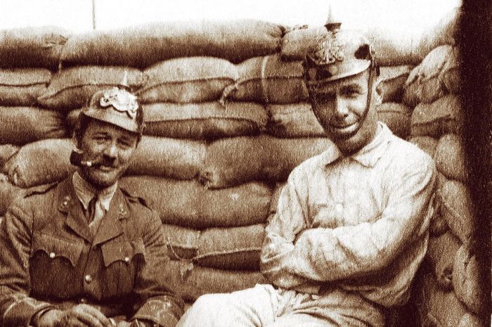 Rare Photos Show Soldiers In The Trenches During The Battle Of Somme (17 pics)