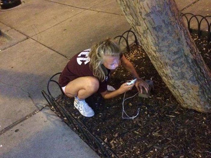 People Who Found Funny Places To Charge Their Phones (38 pics)