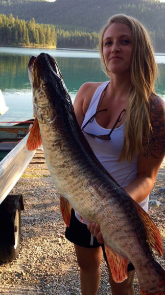 Sexy Ladies That Make Fishing Look Like A Lot Of Fun 50 Pics-2714