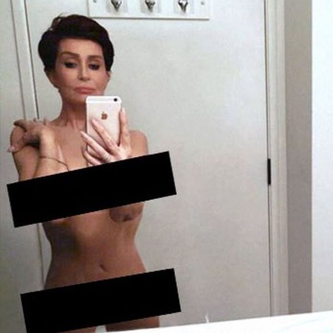 Celebrities Show Support For Kim Kardashian By Posting Nude Selfies (6 pics)