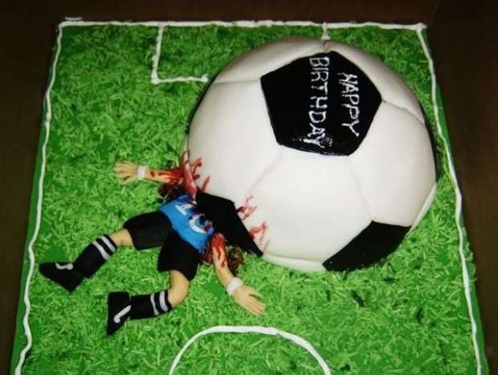 Creative Cakes That Are Just Too Funny To Eat (25 pics)