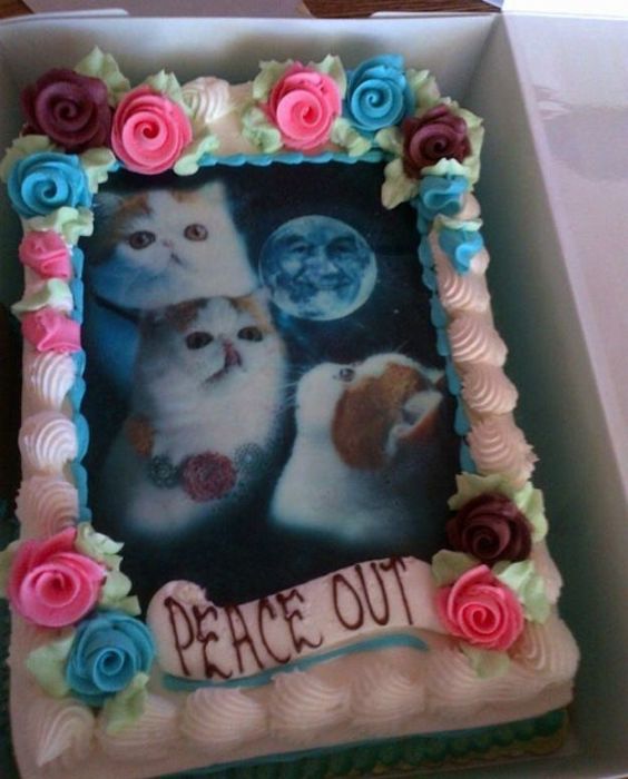 Creative Cakes That Are Just Too Funny To Eat (25 pics)