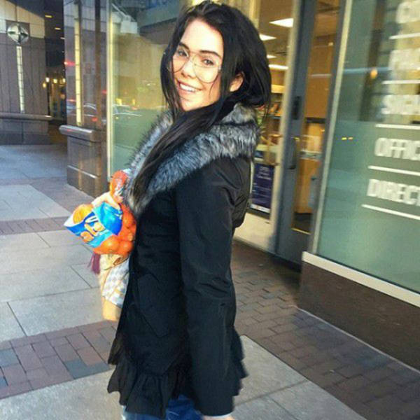 McKayla Maroney Is Now Smoking Hot And People Are Taking Notice (29 pics)