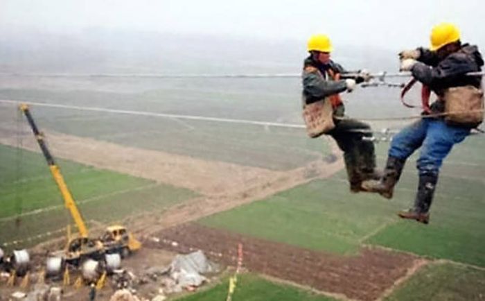 These Are Easily The Worst Jobs On The Entire Planet (37 pics)