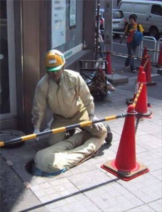 These Are Easily The Worst Jobs On The Entire Planet (37 pics)