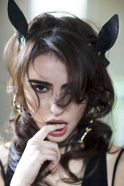 There's No Denying That Beautiful Girls Make The World A Better Place (59 pics)