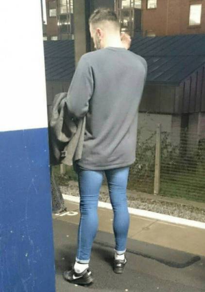This Is Bizarre Fashion At Its Finest (46 pics)