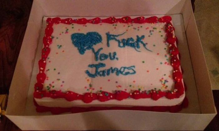 A Cake Is Always A Great Way To Get Your Message Across (35 pics)