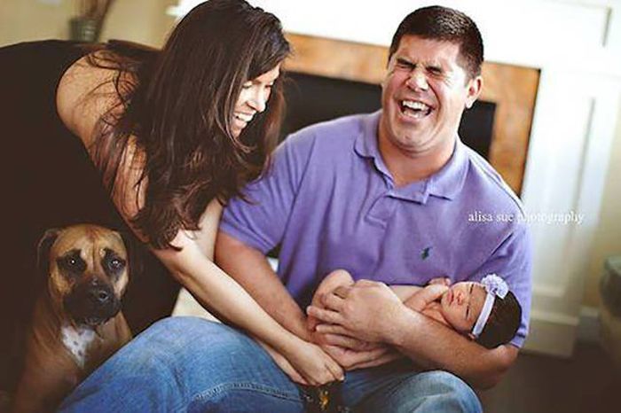 Kids Who Completely Ruined A Nice Family Portrait (33 pics)