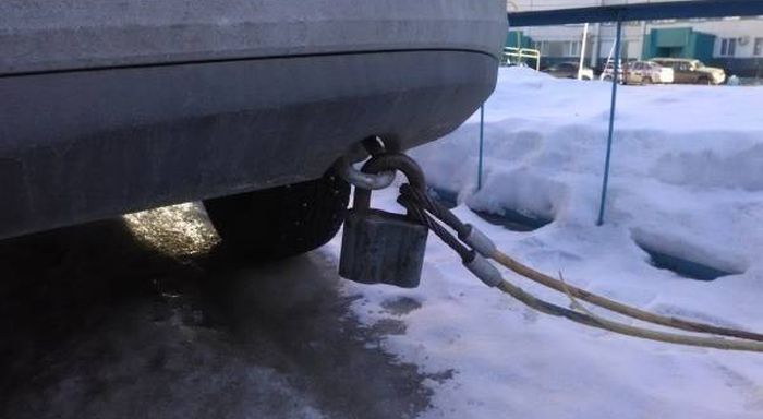 A Fool Proof Way To Make Sure Your Car Doesn't Get Stolen (3 pics)