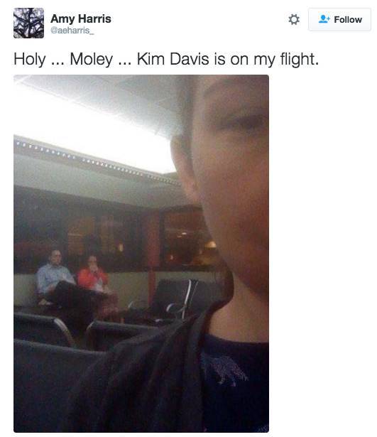 Random Celebrities Who Got Spotted On Airplanes (21 pics)