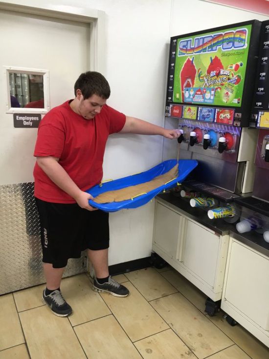 People Who Stepped Up And Nailed It On 7-Eleven's Bring Your Own Cup Day (25 pics)