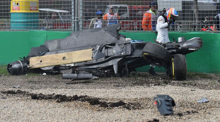 Fernando Alonso Amazingly Walked Away From A 200mph Crash ...