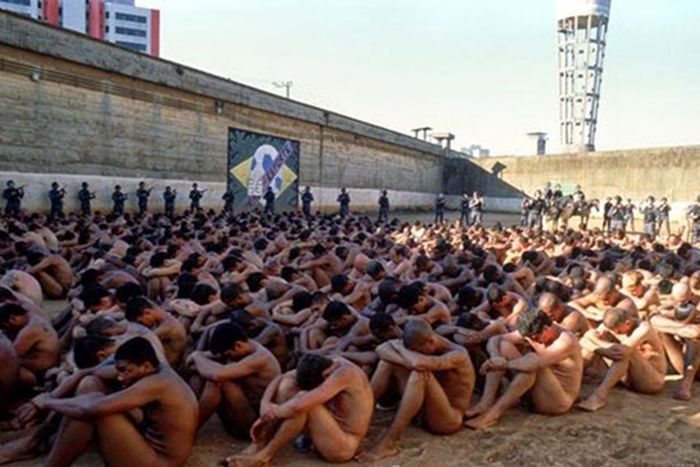Terrifying Prisons That You Definitely Don't Want To Call Home (10 pics)