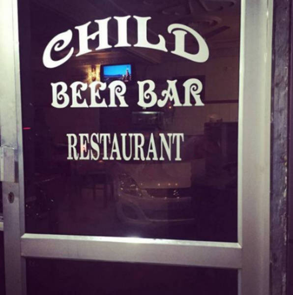 Strange And Hilarious Signs That Will Either Scare You Or Make You Laugh (40 pics)