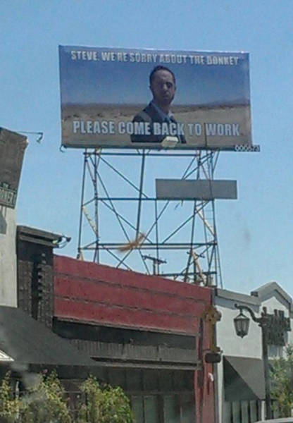 Strange And Hilarious Signs That Will Either Scare You Or Make You Laugh (40 pics)
