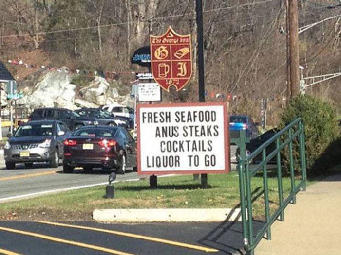 Strange And Hilarious Signs That Will Either Scare You Or Make You Laugh (40 pics)