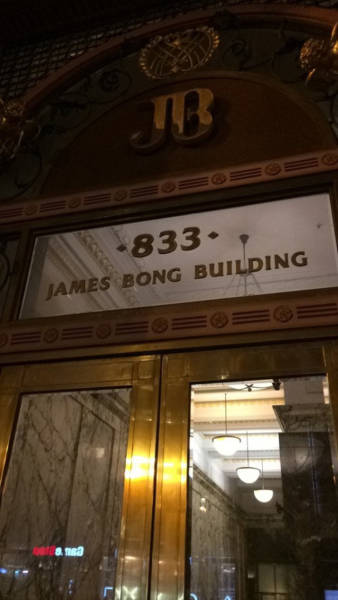 Strange And Hilarious Signs That Will Either Scare You Or Make You Laugh (40 pics)