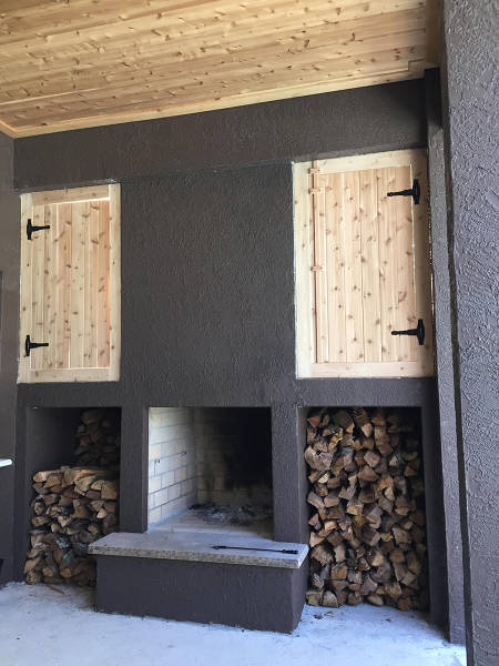 Father And Son Turn Their Porch Into The Most Elegant Man Cave Ever (25 pics)