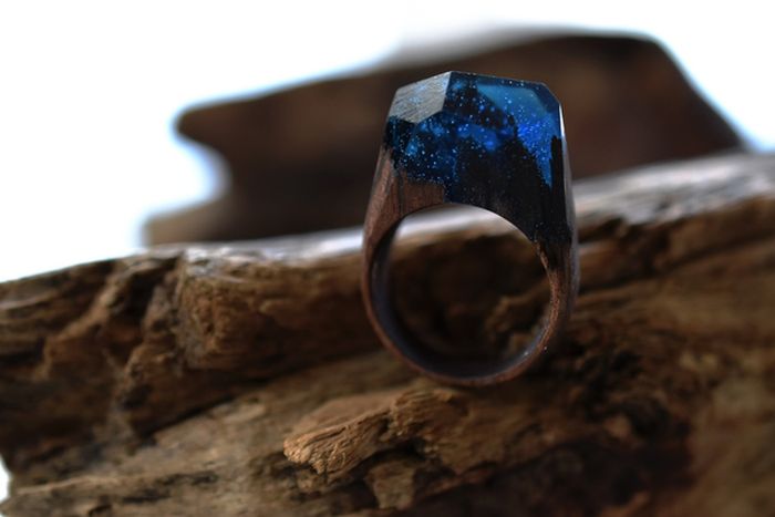 This Unique Wooden Ring Is Unlike Anything You've Ever Seen (3 pics)