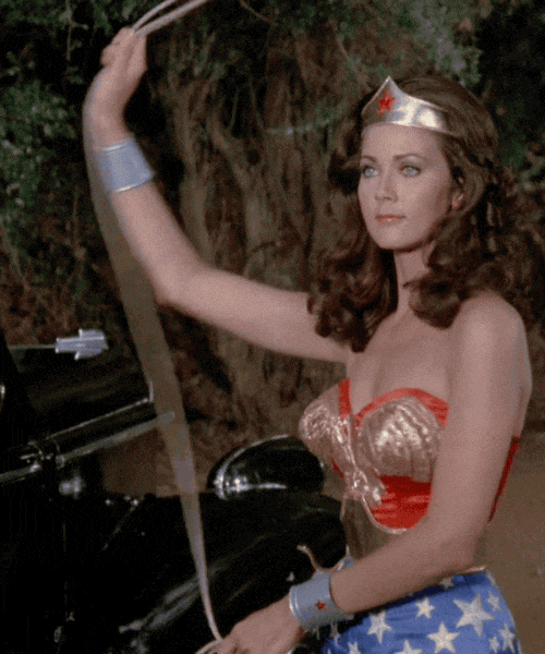 A Tribute To Lynda Carter And Her Iconic Portrayal Of Wonder Woman (21 pics)