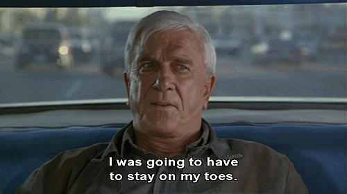Relive Some Of Leslie Nielsen's Funniest Scenes (17 gifs)