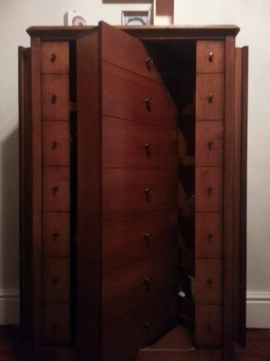 There's A Special Surprise Inside This Cabinet (3 pics)