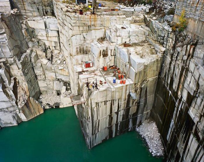 Marble Deposits Are Simple But Awe Inspiring (11 pics)