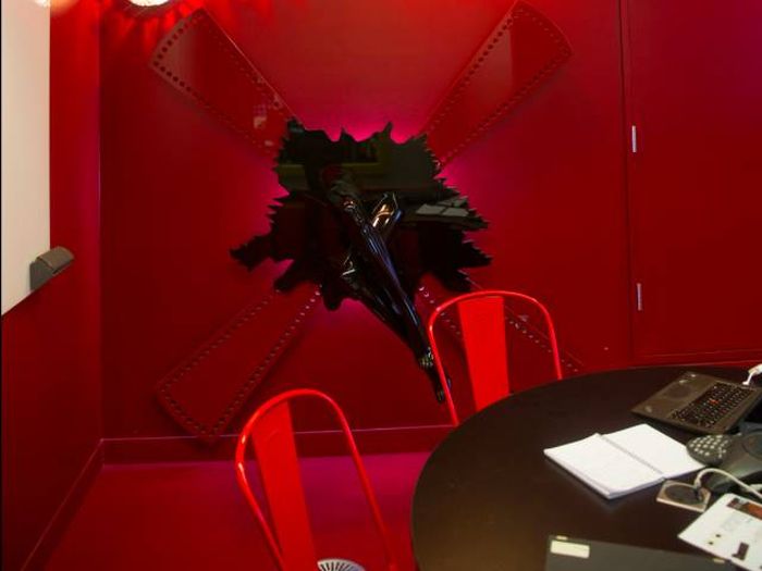 This Is Why Expedia Was Named The Happiest Office In London (19 pics)