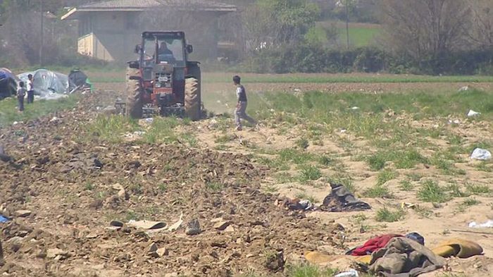 Greek Farmer Runs Down The Tents Of Syrian Migrants With His Tractor (9 pics)