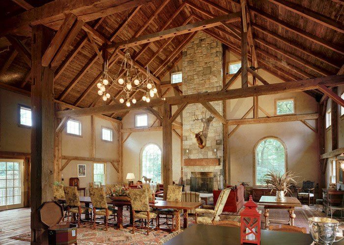 Old Barn From The 1800s Undergoes An Incredible Transformation (7 pics)