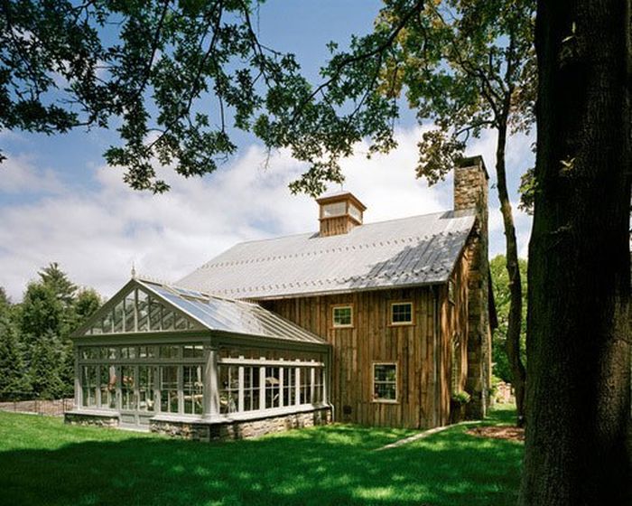 Old Barn From The 1800s Undergoes An Incredible Transformation (7 pics)