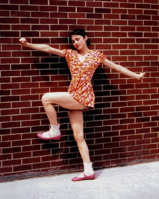 Rare Pictures Show A Young Madonna Striking A Pose (9 pics)