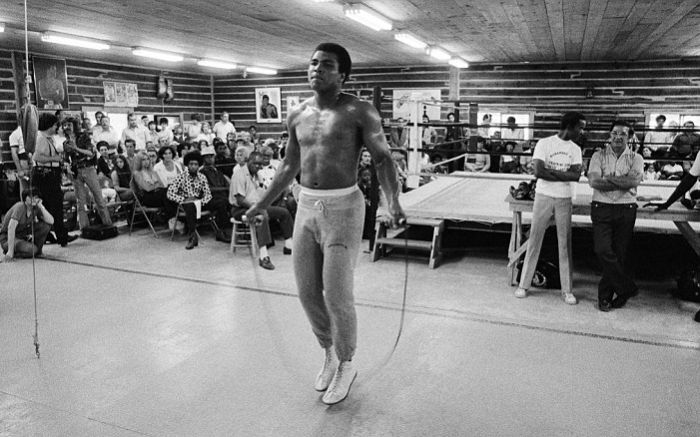 Never Before Seen Pictures Of Muhammad Ali Training For The Rumble In The Jungle (20 pics)