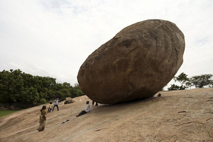 This Rock Does Not Like To Roll (8 pics)