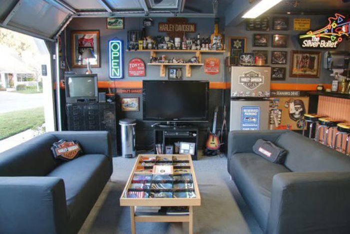 Incredible Man Caves That Would Make Any Guy Drool (21 pics)