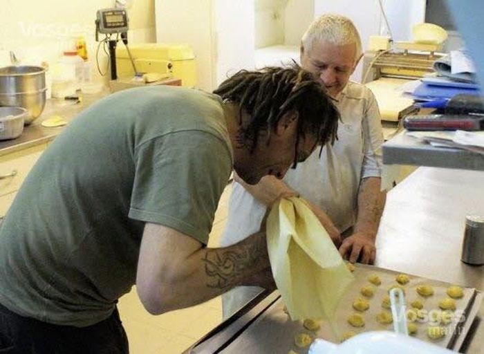 Bakery Owner Sells His Business To A Homeless Man For One Euro (11 pics)