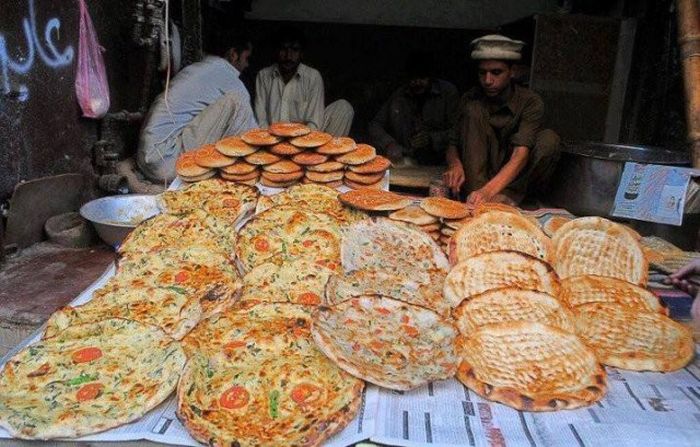 An Honest Look At Daily Life In Pakistan (32 pics)