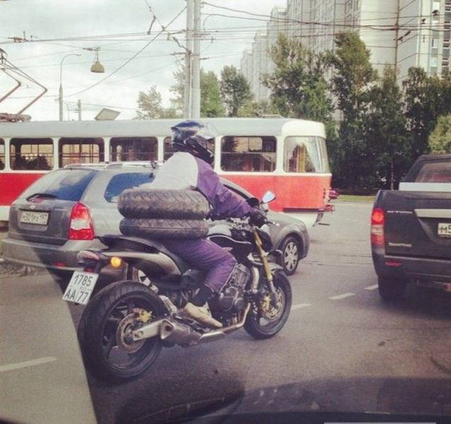 Crazy People Who Have No Business Riding Motorcycles (77 pics)