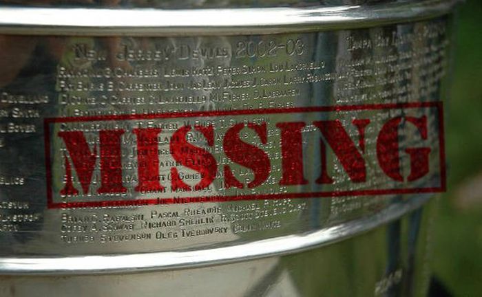Strange But True Facts About The Stanley Cup (16 pics)