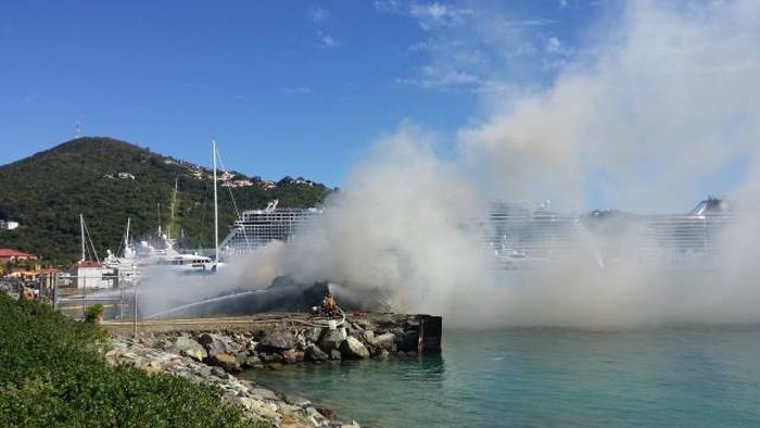Beautiful Yacht Goes Down In Flames In The Virgin Islands (17 pics)