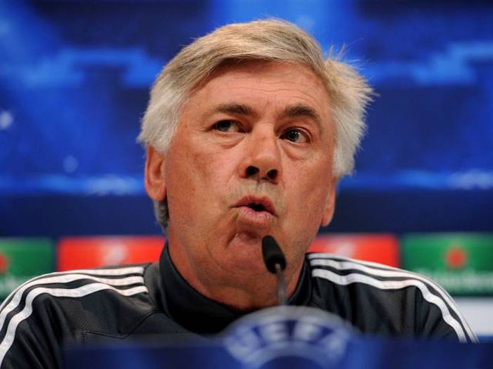 The World's Highest Paid Football Managers Made A Lot Of Money Last Year (13 pics)